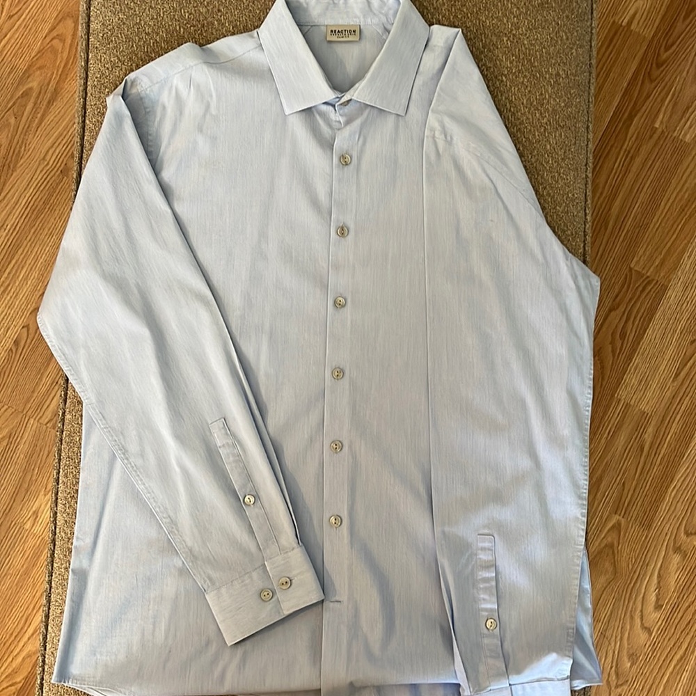 Kenneth Cole Reaction size 161/2 34/35 slim fit button down